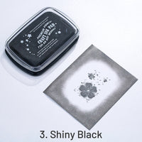 3. Glänzend Schwarz