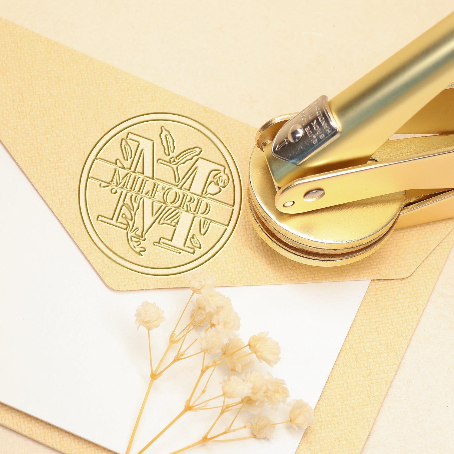 26 Buchstaben Personalisiert Blumen Name Prägezange - M M11