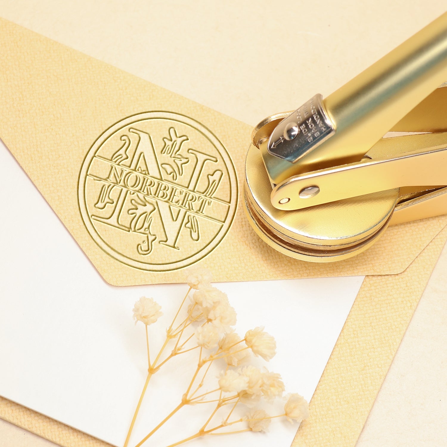 26 Buchstaben Personalisierte Florale Namen Prägezange - N N11