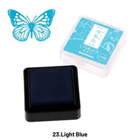 23.Hellblau